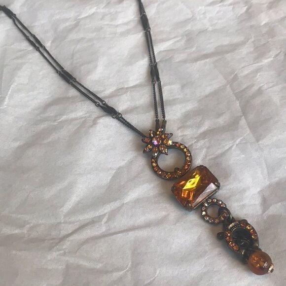 Mariana Crystal Drop Pendant Necklace!! - Picture 6 of 10